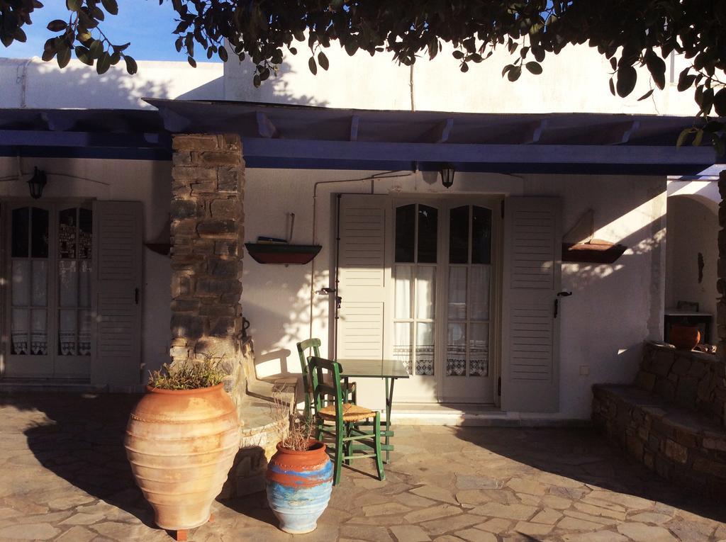 Arokaria Hideaway Suites Krotiri Room photo
