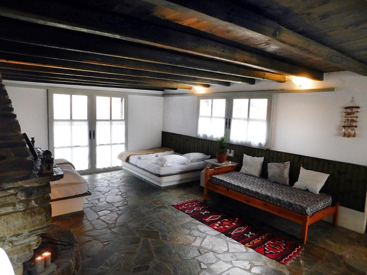 Arokaria Hideaway Suites Krotiri Exterior photo